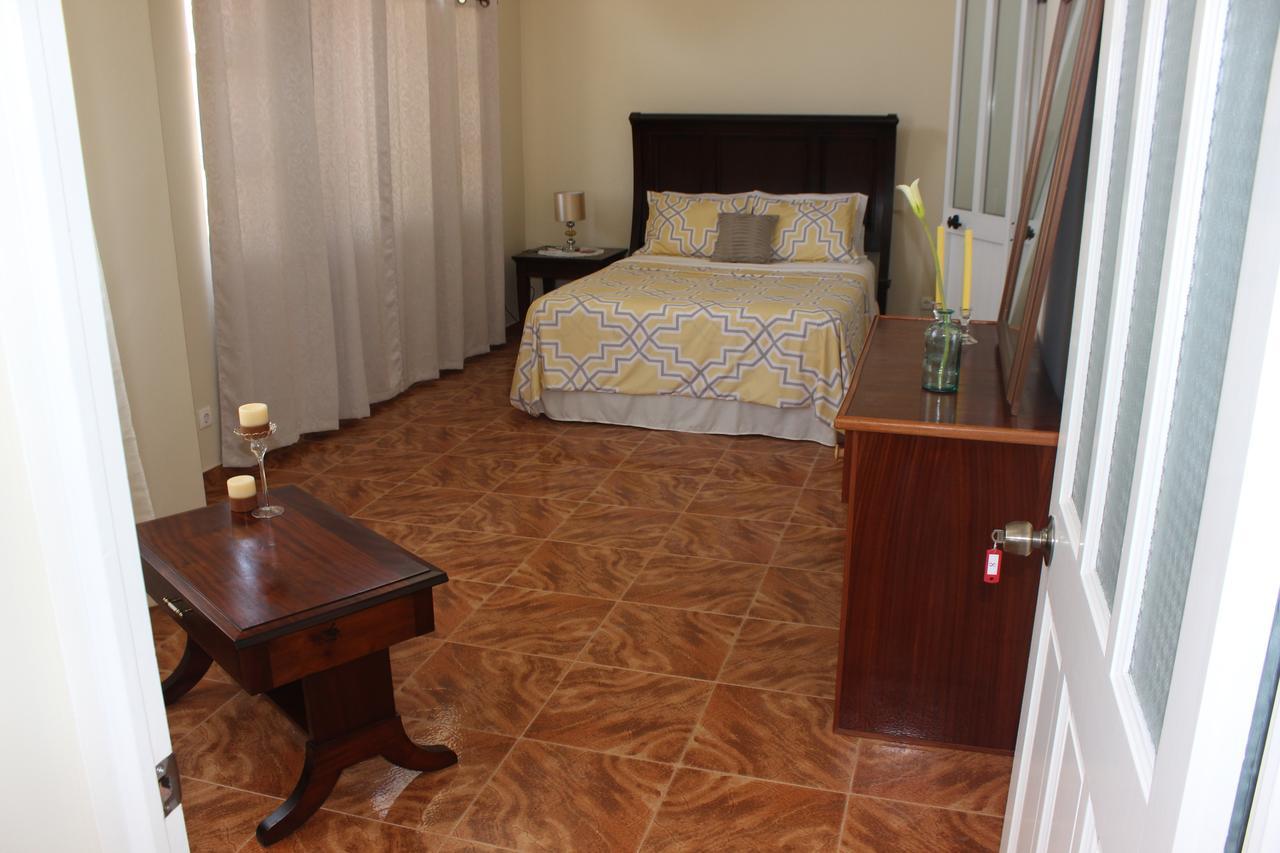Hotel Cruz Grande-Brava Vila Nova Sintra Luaran gambar